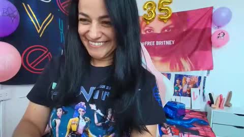 Azucena R online show from 04/30/26, 08:57