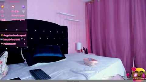 azul_moon online show from 09/28/25, 03:34