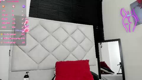 Snapshot of azul_moon chatting on 07/07/26, 07:23 azul_moon online show from 07/07/26, 07:23