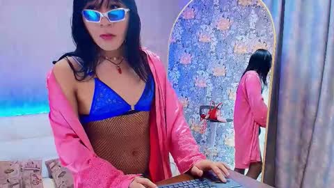 azumi online show from 01/12/26, 04:07