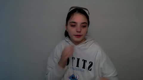 azumi_chan_ online show from 11/01/25, 09:00