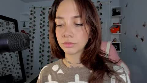 azumi saan online show from 11/14/25, 03:16