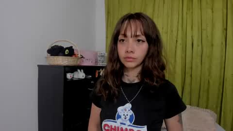 azumi saan online show from 05/02/26, 03:00