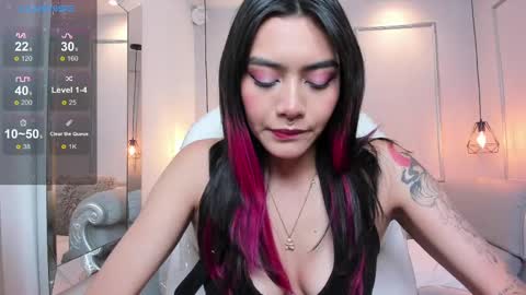 Azura online show from 02/25/25, 07:14