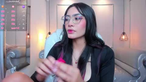 Azura online show from 10/14/25, 07:14