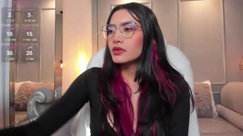 Azura online show from 01/16/26, 07:07