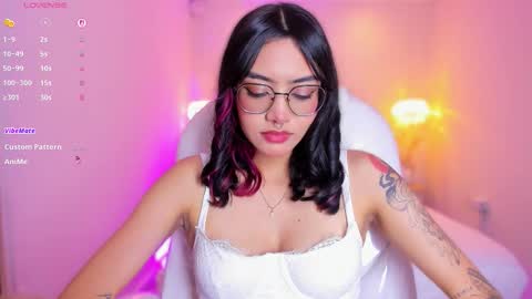 Azura online show from 03/27/26, 07:35