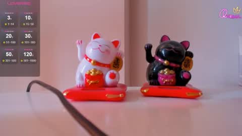 Snapshot of azure_moon chatting on 06/22/26, 09:17 azure_moon online show from 06/22/26, 09:17