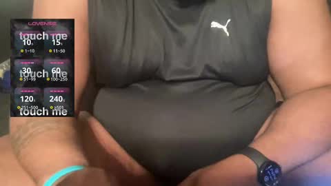 Snapshot of azzlikemine chatting on 09/23/25, 06:11 cjae online show from 09/23/25, 06:11