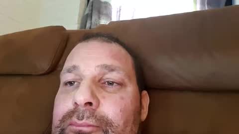 b1295457 online show from 03/04/26, 11:49