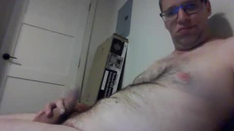 Snapshot of b21lundeen chatting on 10/18/25, 07:47 your-personal-weener online show from 10/18/25, 07:47