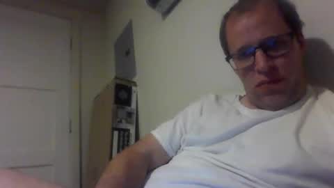 Snapshot of b21lundeen chatting on 12/02/25, 03:56 your-personal-weener online show from 12/02/25, 03:56