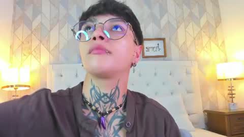Snapshot of b3k_afrodict chatting on 07/18/26, 03:22 Anny online show from 07/18/26, 03:22