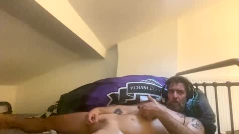 b4dafall44 online show from 12/13/24, 08:41