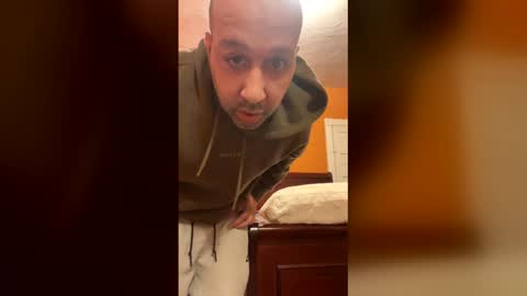 b945061 online show from 03/29/26, 01:38