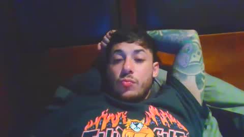 Snapshot of baadddboooy69 chatting on 09/17/25, 12:01 baadddboooy69 online show from 09/17/25, 12:01
