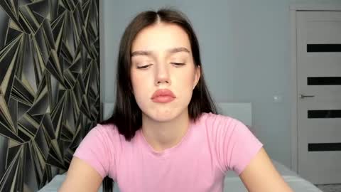 Monica online show from 04/16/26, 08:37