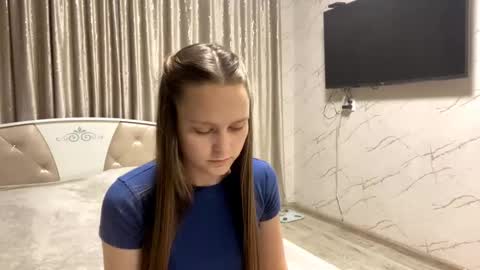 Anny Simpson online show from 10/09/25, 12:03