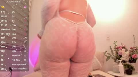 babe_sophiee1 online show from 05/30/26, 05:15