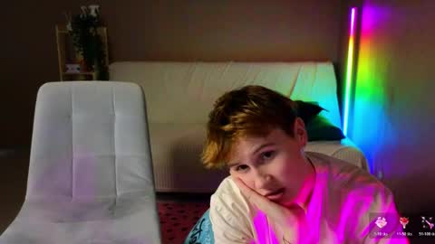 Snapshot of babees_eva chatting on 05/11/26, 02:45 Sweety Eva online show from 05/11/26, 02:45