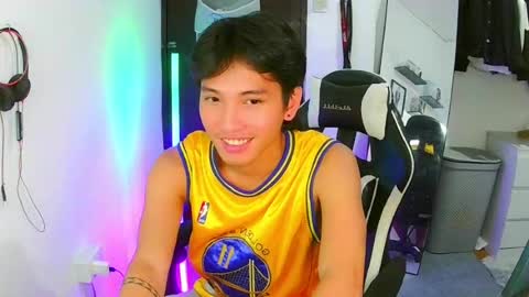 Snapshot of baby_aries69 chatting on 05/24/26, 03:22 your Baby Aries69 online show from 05/24/26, 03:22