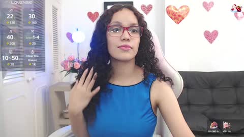 Snapshot of baby_blue18_ chatting on 12/19/24, 07:51 salome online show from 12/19/24, 07:51