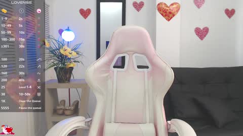 Snapshot of baby_blue18_ chatting on 01/15/25, 05:26 salome online show from 01/15/25, 05:26