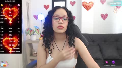 Snapshot of baby_blue18_ chatting on 02/06/25, 07:51 salome online show from 02/06/25, 07:51