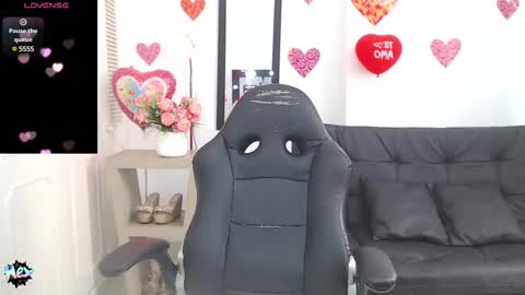 Snapshot of baby_blue18_ chatting on 02/19/25, 05:49 salome online show from 02/19/25, 05:49