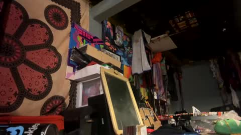 Snapshot of baby_buddha chatting on 01/23/25, 07:54 baby buddha online show from 01/23/25, 07:54