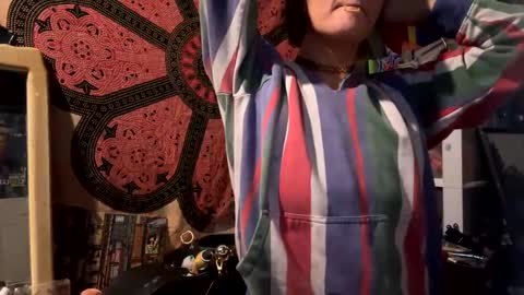 Snapshot of baby_buddha chatting on 01/27/25, 01:48 baby buddha online show from 01/27/25, 01:48