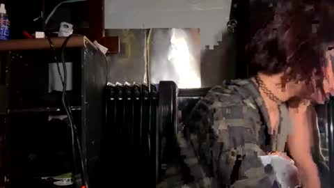 Snapshot of baby_buddha chatting on 01/31/25, 09:37 baby buddha online show from 01/31/25, 09:37