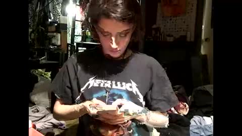 Snapshot of baby_buddha chatting on 02/02/25, 03:43 baby buddha online show from 02/02/25, 03:43