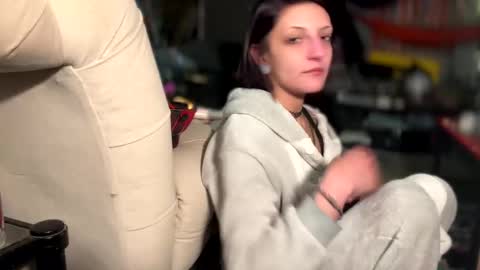 Snapshot of baby_buddha chatting on 03/12/25, 09:02 baby buddha online show from 03/12/25, 09:02