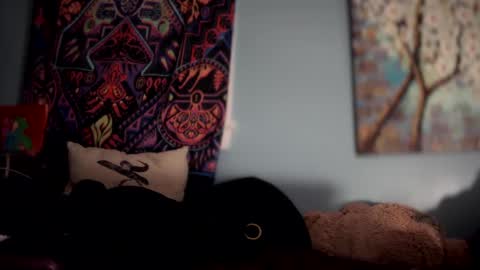 Snapshot of baby_buddha chatting on 11/01/25, 09:33 baby buddha online show from 11/01/25, 09:33