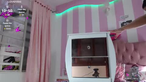 Snapshot of baby_candy22 chatting on 11/14/25, 10:58 zaleya online show from 11/14/25, 10:58