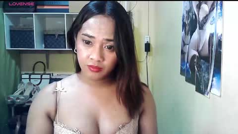 cassandra online show from 01/06/25, 03:51