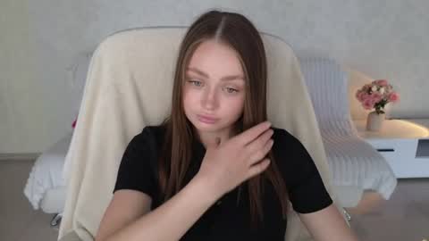 Snapshot of baby_emmaa chatting on 06/10/26, 09:41 Baby emmaa online show from 06/10/26, 09:41