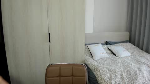 Snapshot of baby_for_daddy18 chatting on 12/25/24, 03:40 Call me baby real name Eva online show from 12/25/24, 03:40