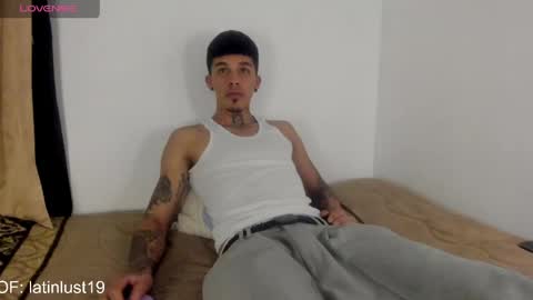 Snapshot of baby_gio chatting on 06/06/26, 02:27 OF GxoXabs online show from 06/06/26, 02:27