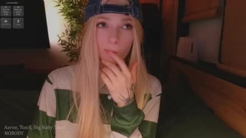 baby gopn1k online show from 02/03/26, 05:16