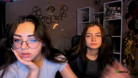 baby online show from 11/18/25, 07:35