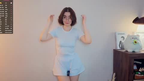 Emily online show from 04/05/26, 07:27