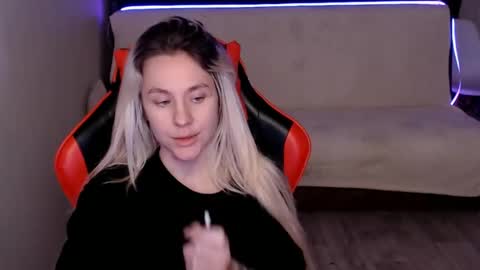 baby_kitte online show from 12/04/24, 06:44