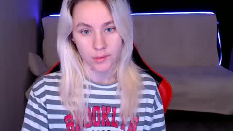 baby_kitte online show from 12/08/24, 03:43