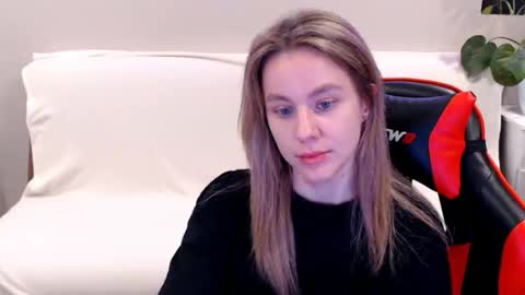 baby_kitte online show from 02/13/25, 02:45