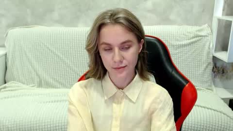 baby_kitte online show from 09/19/25, 04:36