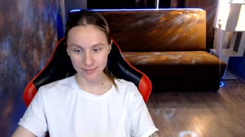 Snapshot of baby_kitte chatting on 07/07/26, 06:47 baby_kitte online show from 07/07/26, 06:47