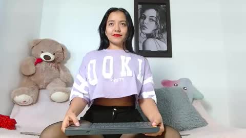 Snapshot of baby_lovehot_1 chatting on 05/03/26, 02:01 sofia online show from 05/03/26, 02:01