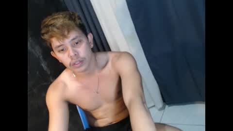 Max online show from 03/27/26, 08:26